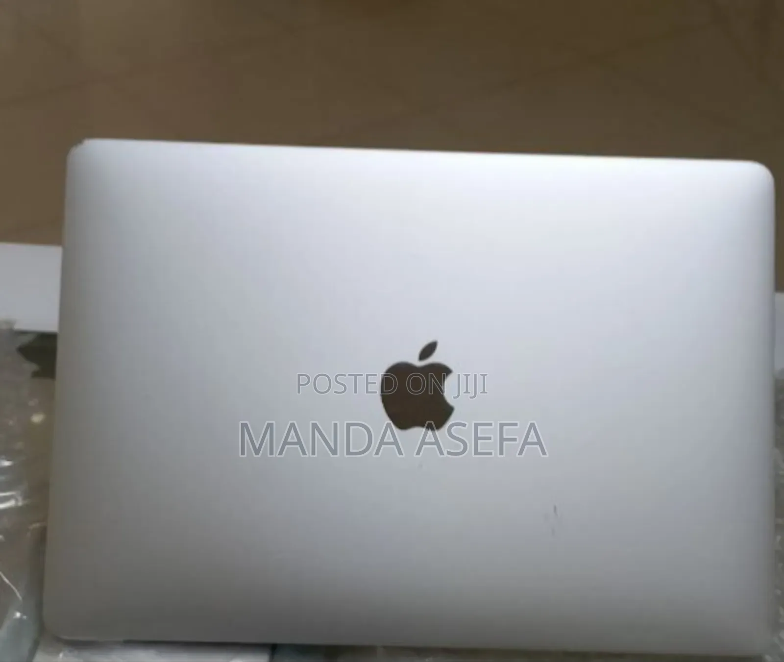 New Laptop Apple MacBook Pro 2017 8GB Intel Core I5 SSD 256GB