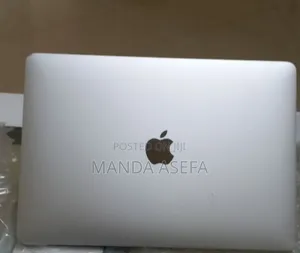 New Laptop Apple MacBook Pro 2017 8GB Intel Core I5 SSD 256GB