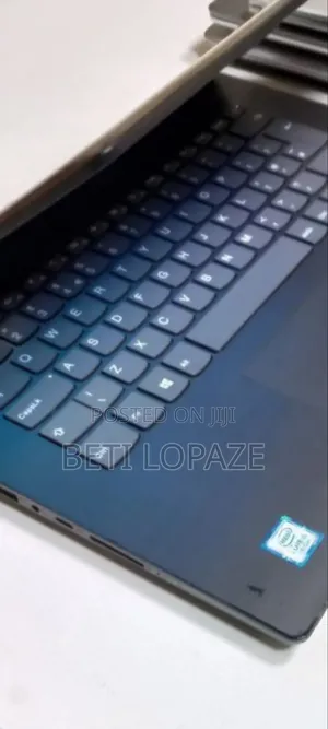 Photo - New Laptop Lenovo IdeaPad 320 4GB Intel Core I5 SSD 1T