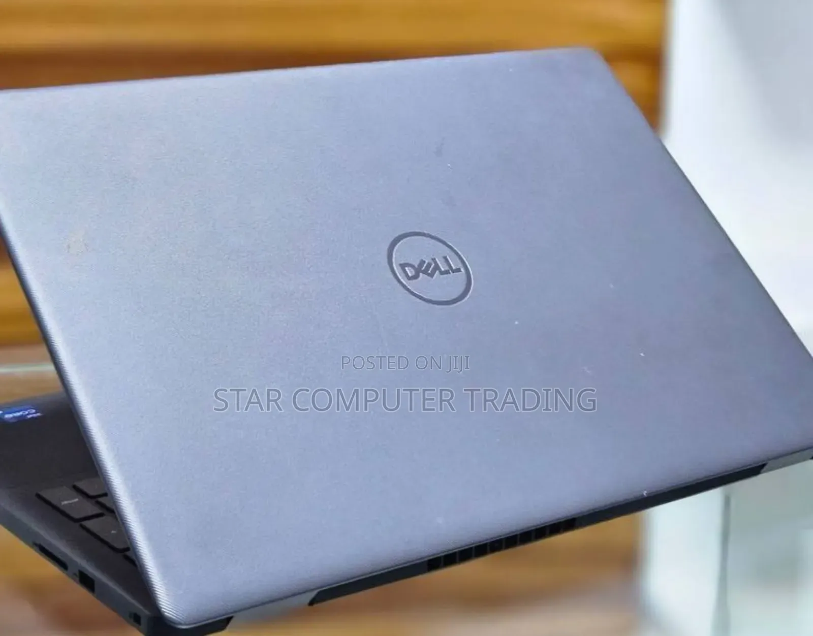 New Laptop Dell Vostro 15 3000 8GB Intel Core I5 SSD 512GB