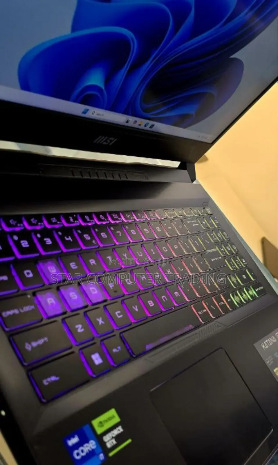 New Laptop MSI Katana 15 16GB Intel Core I7 SSD 512GB