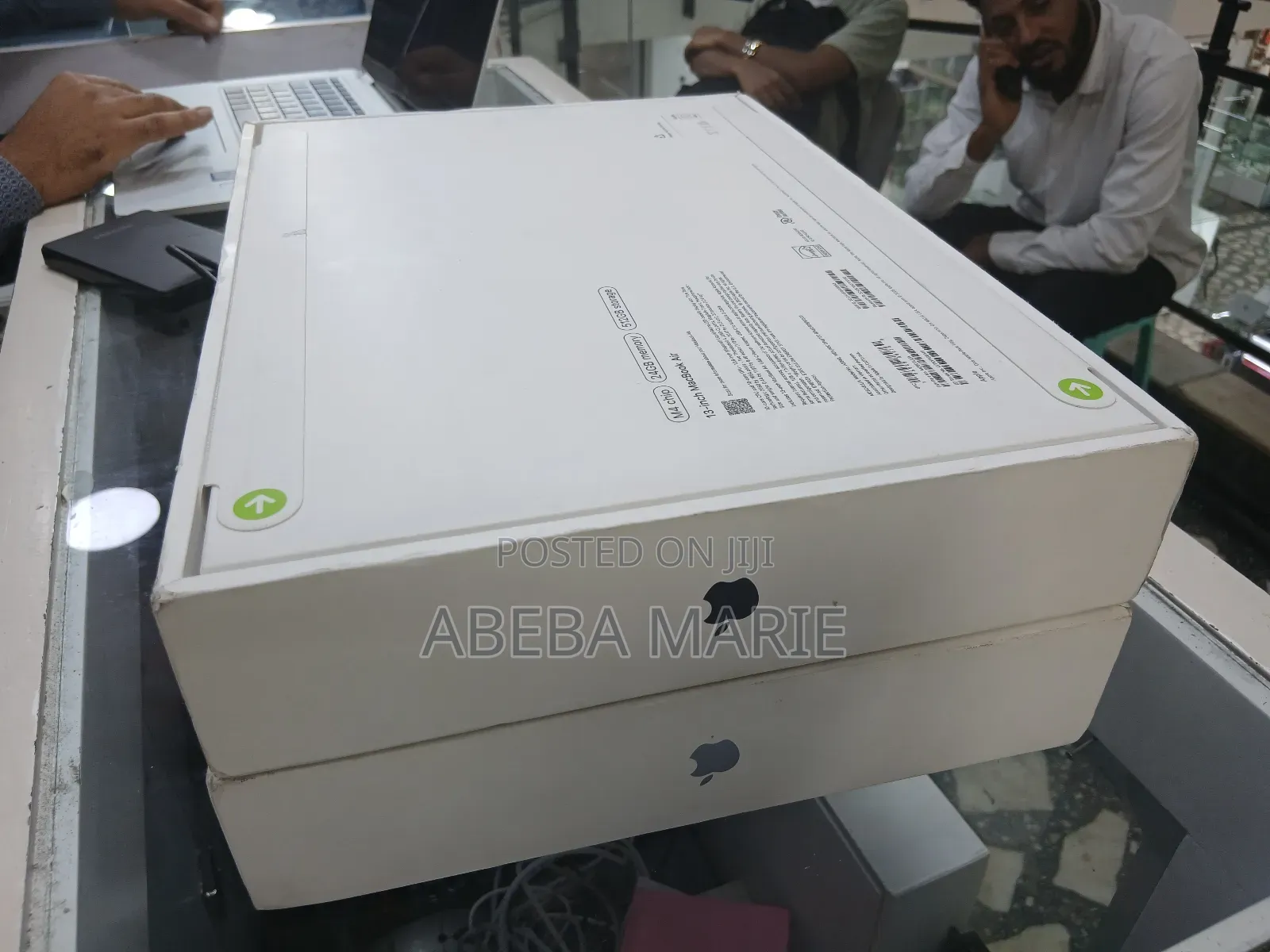 New Laptop Apple MacBook Air 2025 M4 13-Inch 24GB Apple M4 SSD 512GB