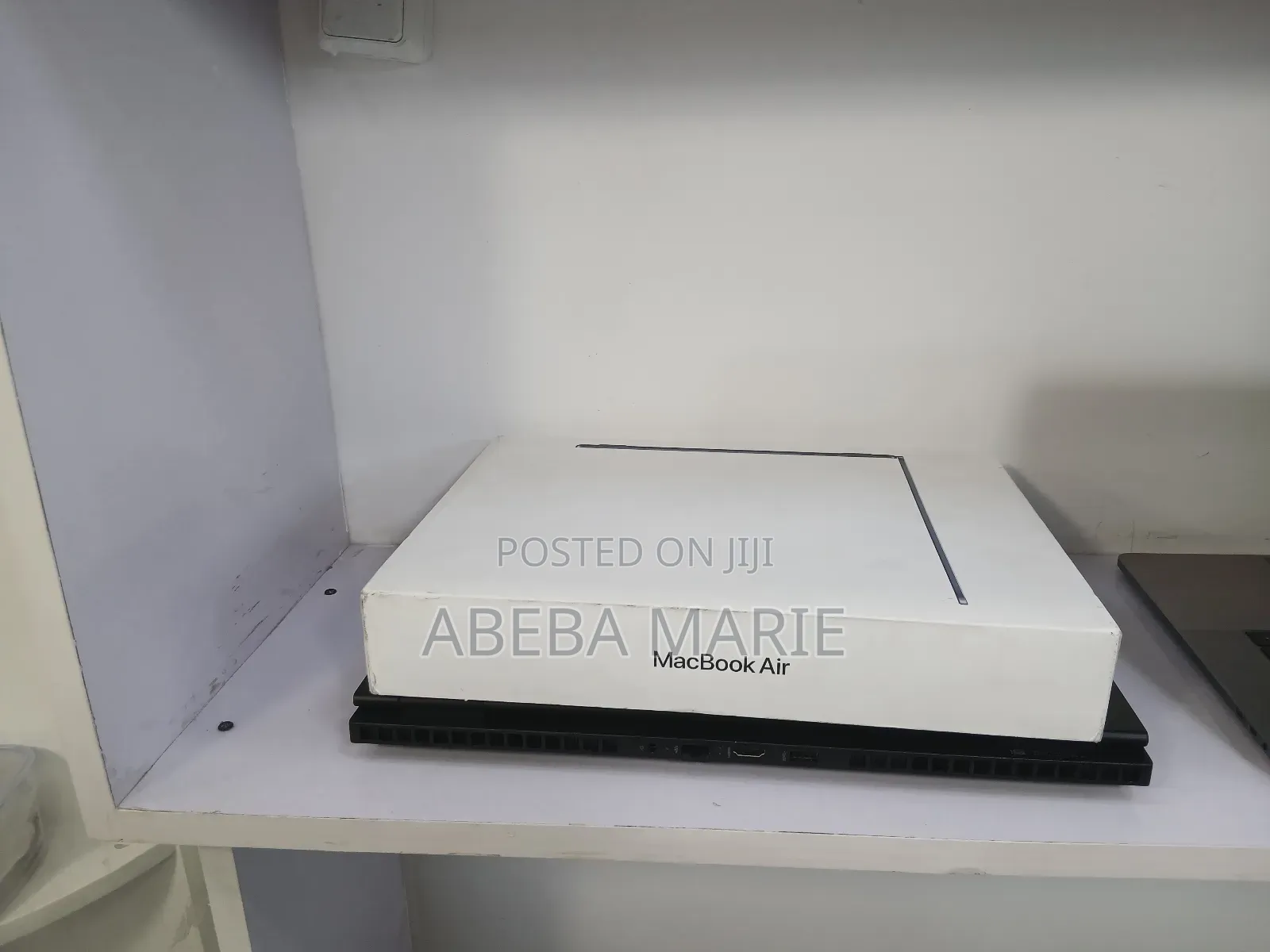 New Laptop Apple MacBook Air 2025 M4 13-Inch 24GB Apple M4 SSD 512GB