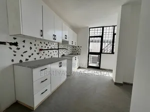 Furnished 3bdrm Apartment in Yeka for sale