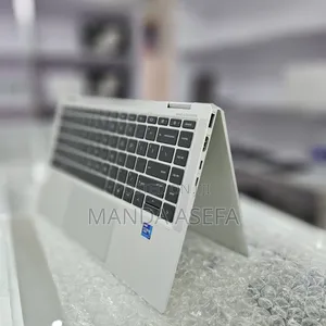 Photo - New Laptop HP EliteBook 1040 G8 16GB Intel Core I7 SSD 512GB