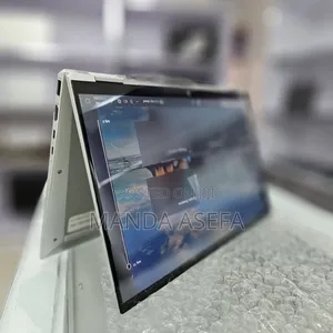 New Laptop HP EliteBook 1040 G8 16GB Intel Core I7 SSD 512GB