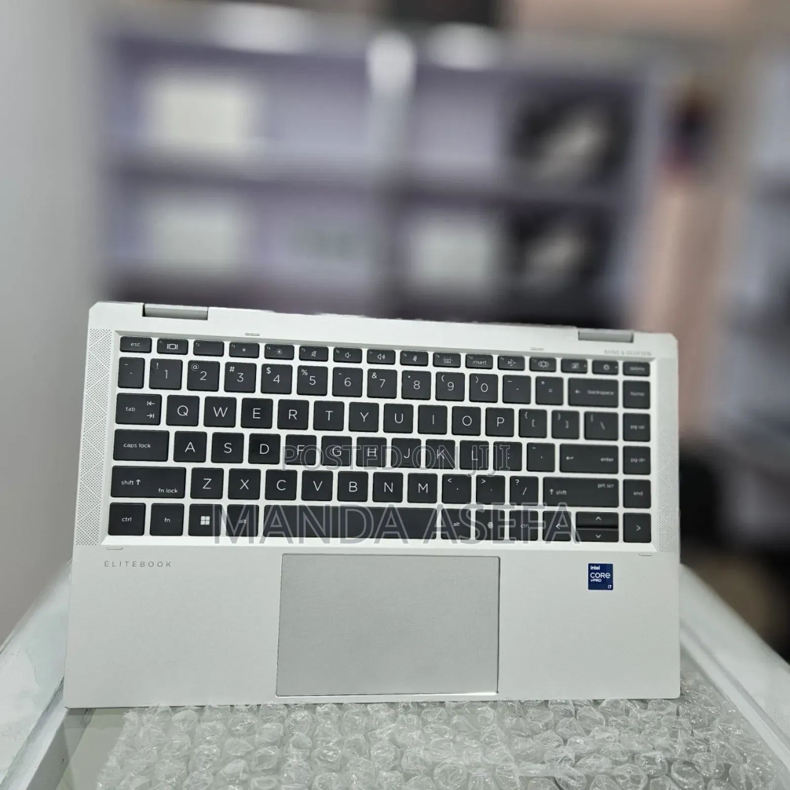 New Laptop HP EliteBook 1040 G8 16GB Intel Core I7 SSD 512GB