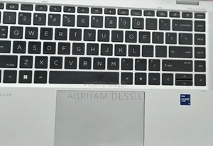 New Laptop HP EliteBook 1040 G8 16GB Intel Core I7 SSD 512GB