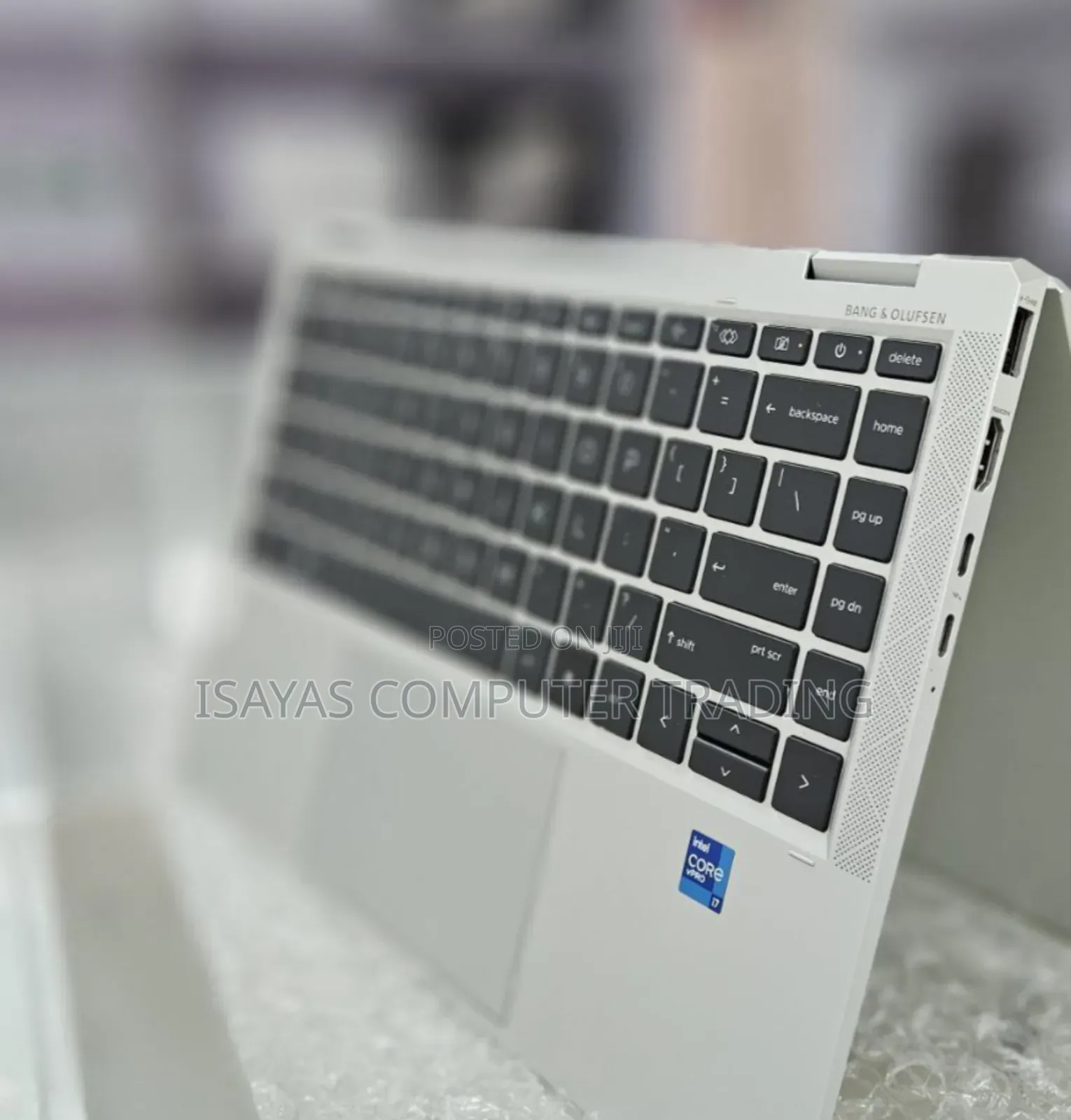 New Laptop HP EliteBook 1040 G8 16GB Intel Core I7 SSD 512GB