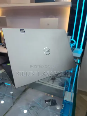 New Laptop Dell XPS 17 9720 64GB Intel Core I9 SSD 4T