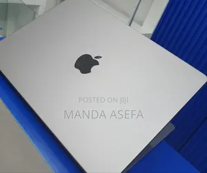 New Laptop Apple MacBook Pro M1 32GB Apple M1 Max SSD 2T