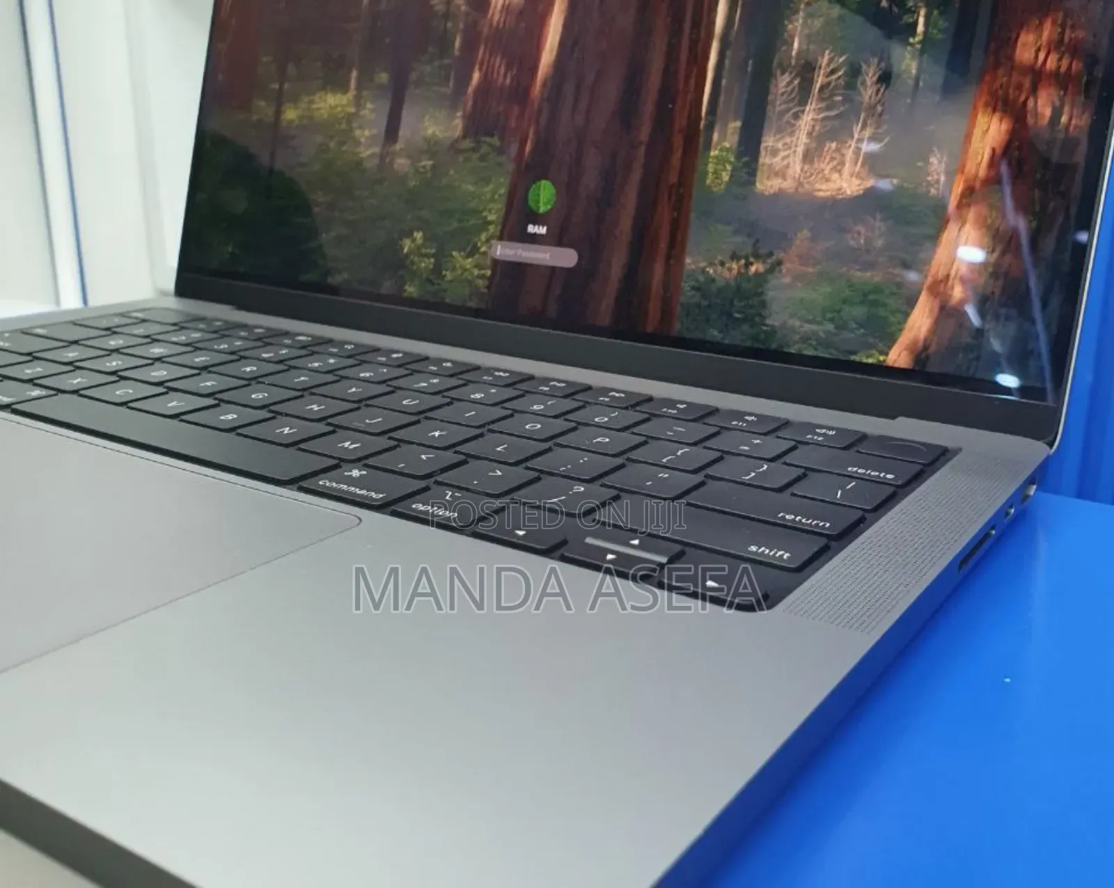 New Laptop Apple MacBook Pro M1 32GB Apple M1 Max SSD 2T