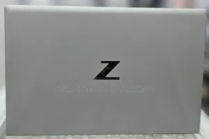New Laptop HP ZBook Firefly 14 G7 32GB Intel Core I7 SSD 1T