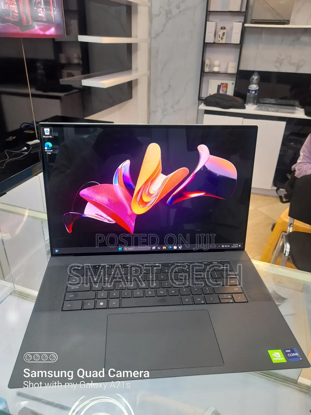 New Laptop Dell XPS 17 9720 64GB Intel Core I9 SSD 4T