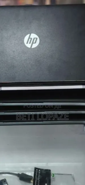 New Laptop HP Pro X2 612 G2 4GB Intel Core I7 SSD 500GB