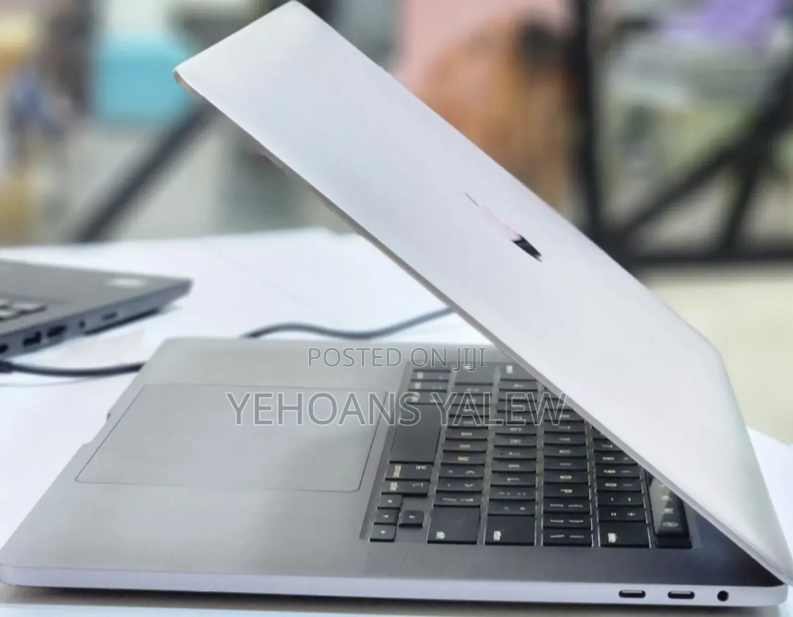 New Laptop Apple MacBook Pro 2019 32GB Intel Core I9 SSD 1T