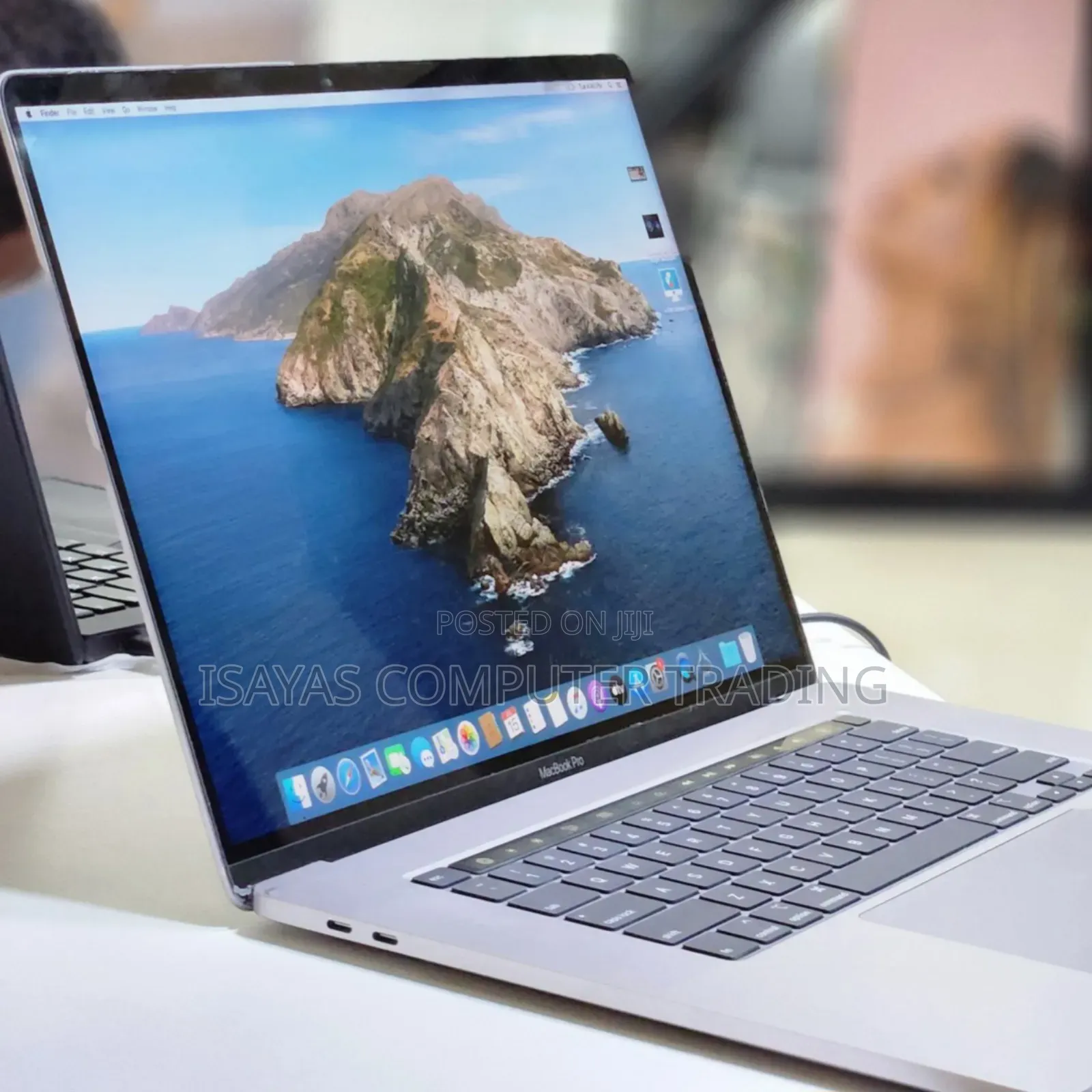 New Laptop Apple MacBook Pro 2019 32GB Intel Core I9 SSD 1T