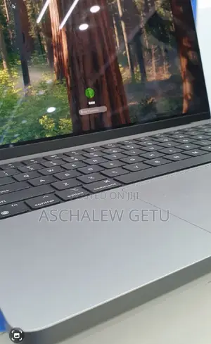 Photo - New Laptop Apple MacBook Pro 2021 M1 16GB Apple M1 Pro SSD 2T