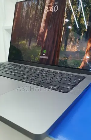 New Laptop Apple MacBook Pro 2021 M1 16GB Apple M1 Pro SSD 2T