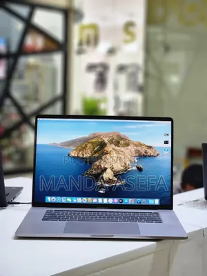 Photo - New Laptop Apple MacBook Pro 2019 32GB Intel Core I9 SSD 1T