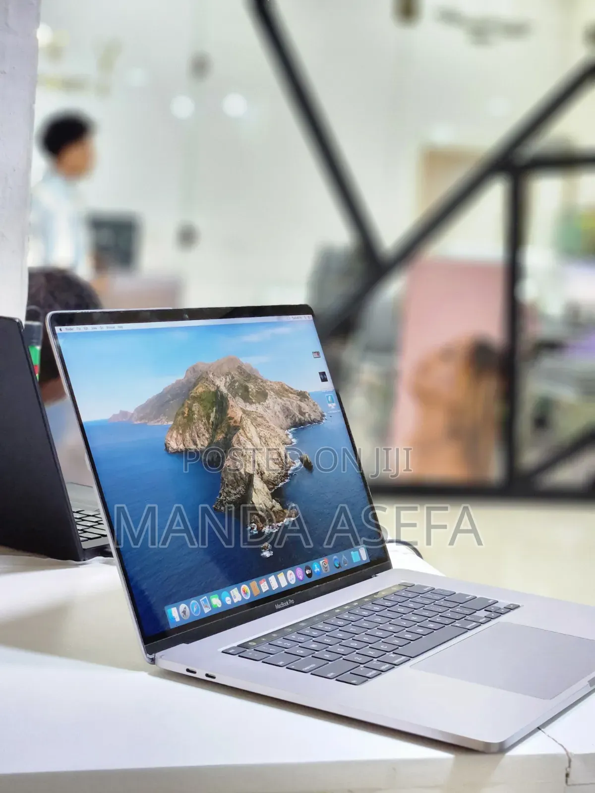 New Laptop Apple MacBook Pro 2019 32GB Intel Core I9 SSD 1T