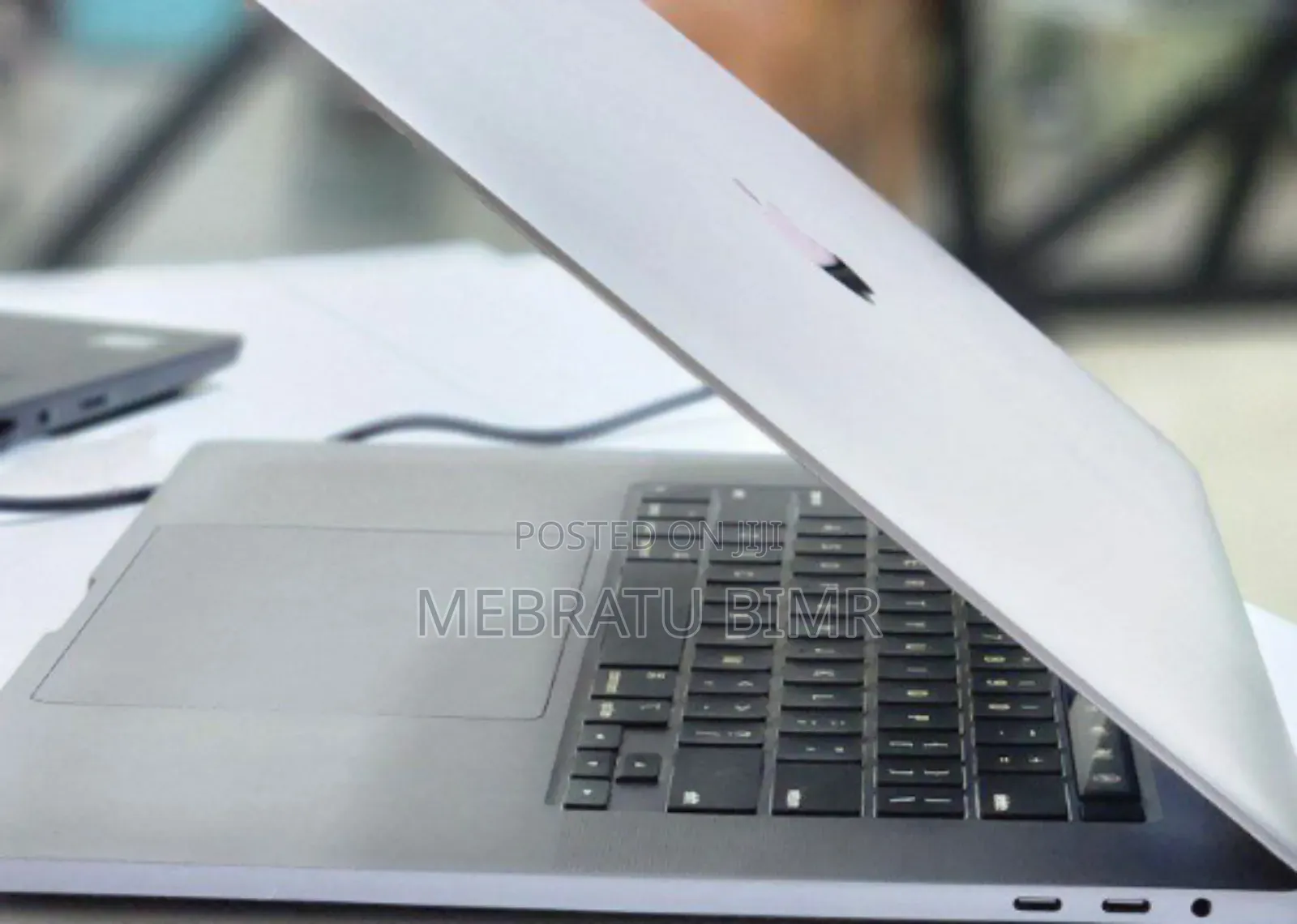 New Laptop Apple MacBook Pro 2019 32GB Intel Core I9 SSD 1T