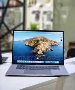 Photo - New Laptop Apple MacBook Pro 2019 32GB Intel Core I9 SSD 1T