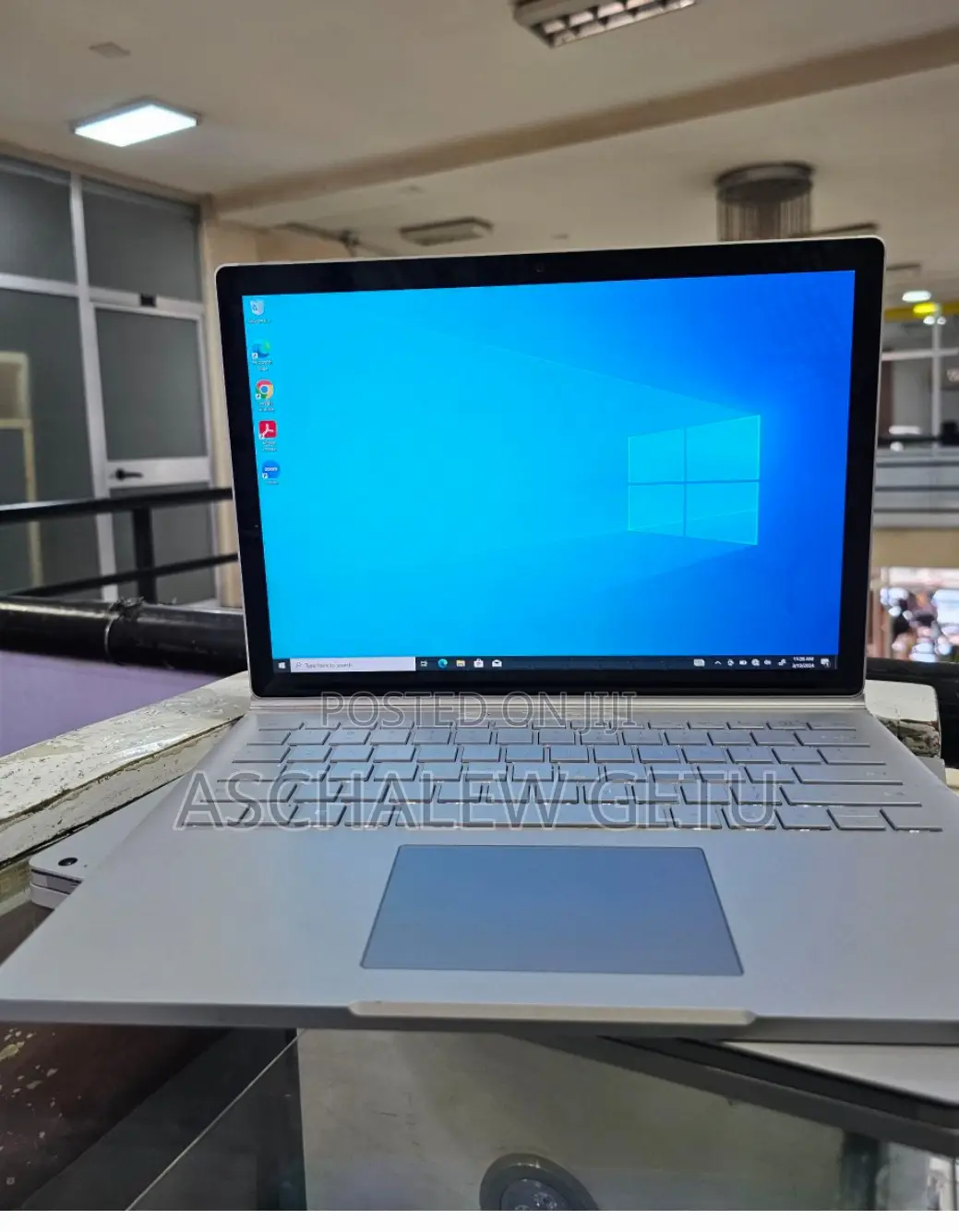 New Laptop Microsoft Surface 16GB Intel Core I7 SSD 256GB