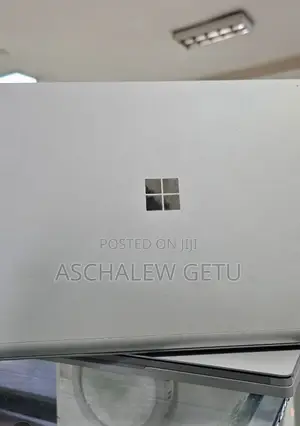 New Laptop Microsoft Surface 16GB Intel Core I7 SSD 256GB