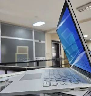 New Laptop Microsoft Surface Book 3 16GB Intel Core I7 SSD 256GB