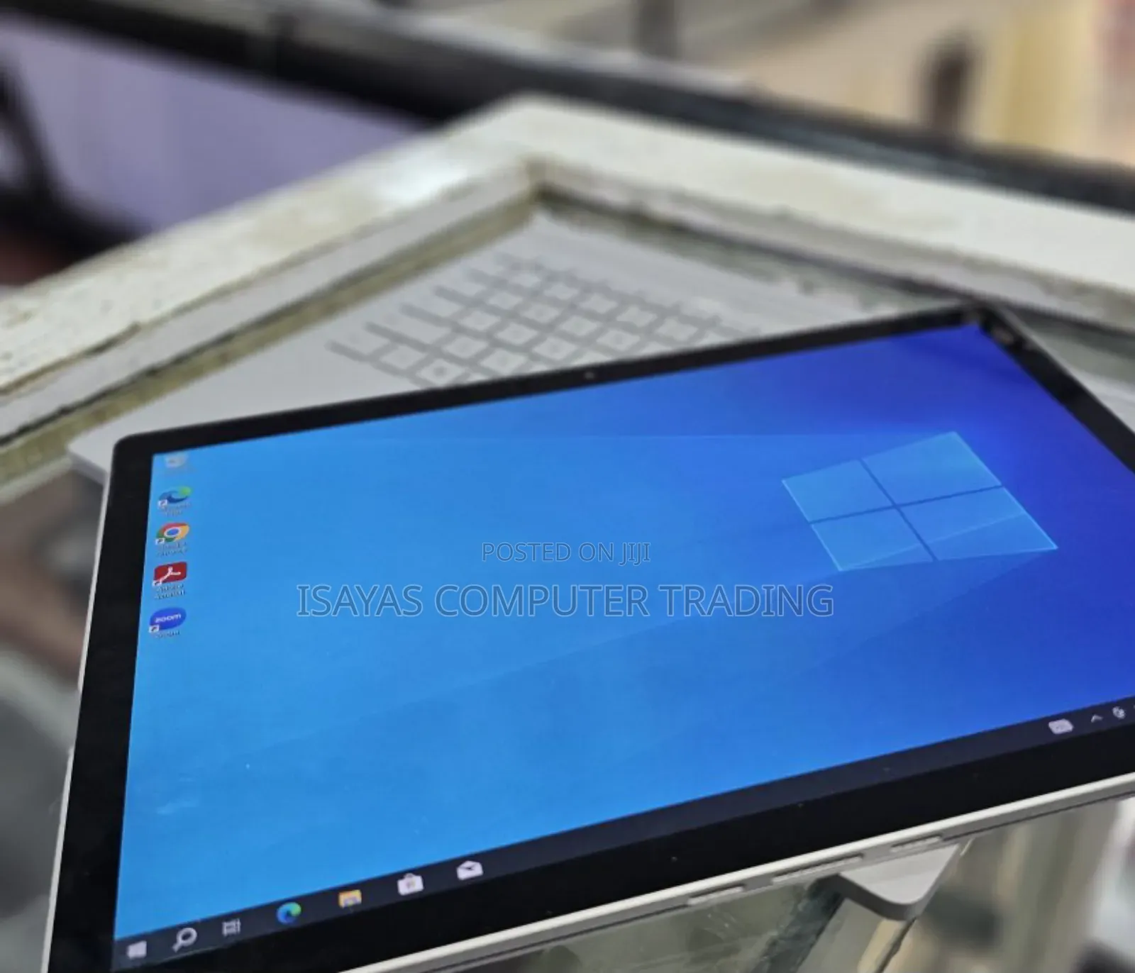 New Laptop Microsoft Surface Book 3 16GB Intel Core I7 SSD 256GB