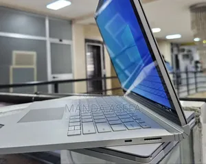 New Laptop Microsoft Surface Book 3 16GB Intel Core I7 SSD 256GB