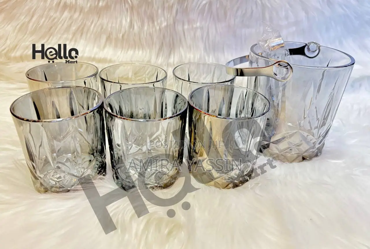 የበረዶና የብርጭቆ ሙሉ ሴት