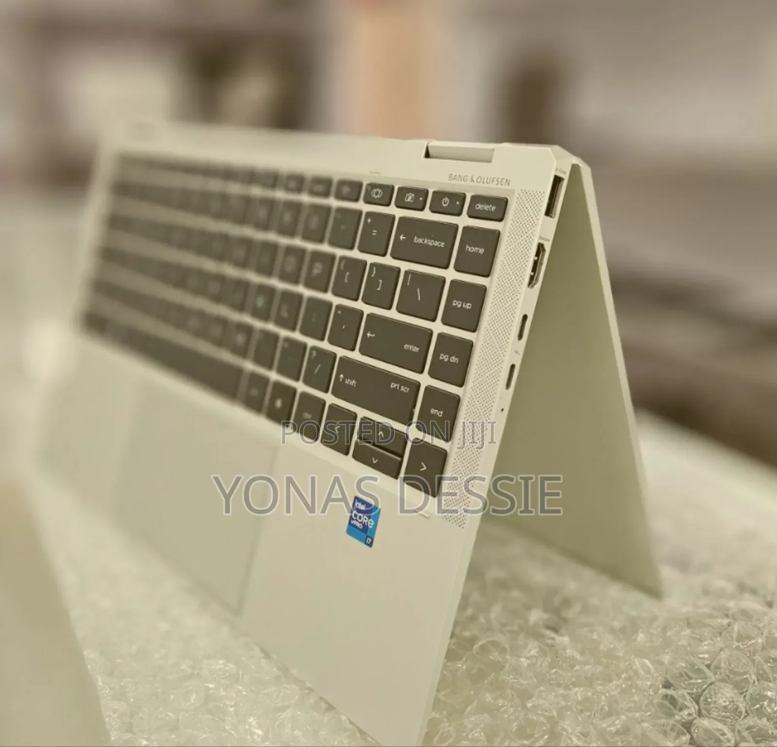 New Laptop HP EliteBook 1040 G8 16GB Intel Core I7 SSD 512GB
