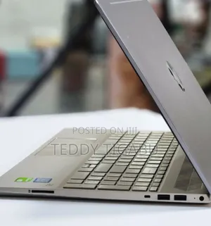 New Laptop HP Pavilion 15 8GB Intel Core I7 SSD 512GB