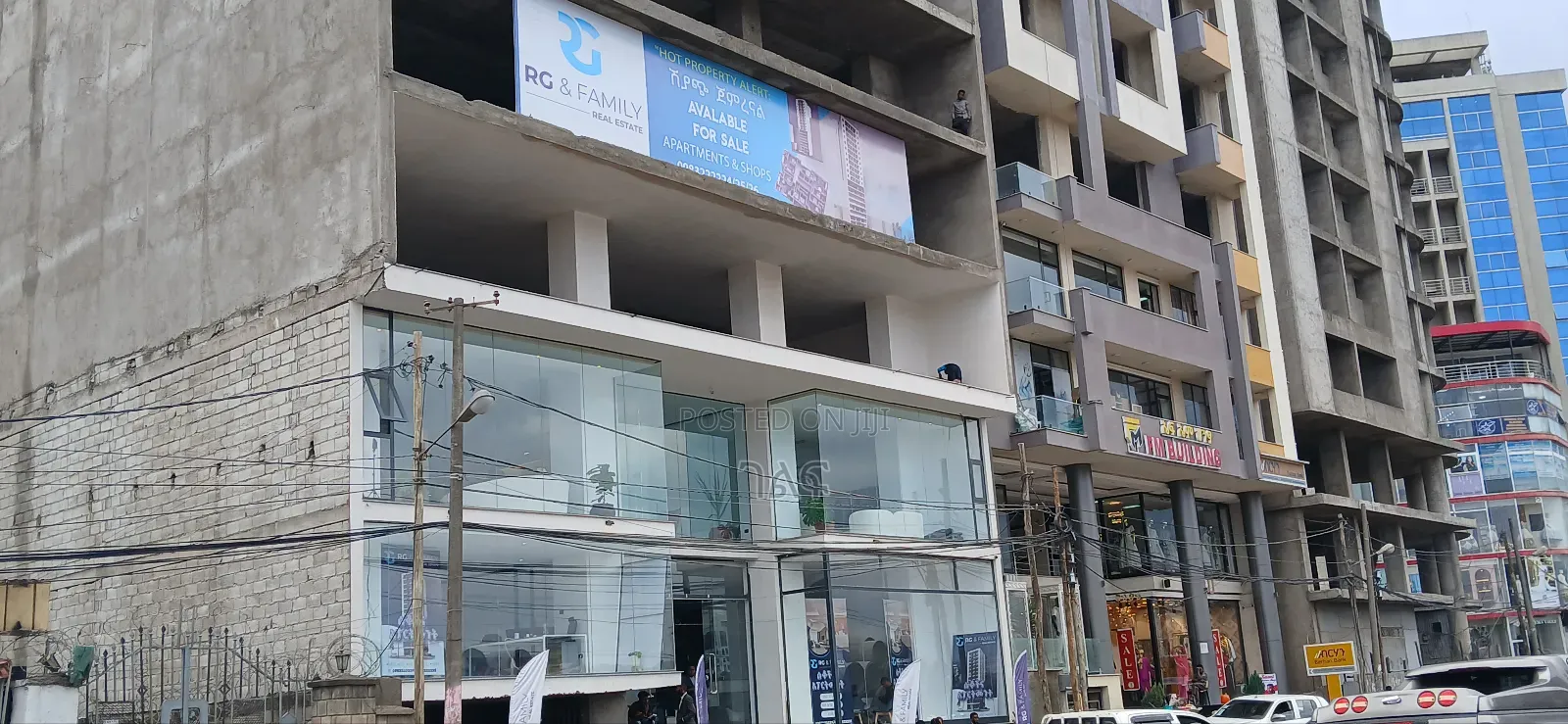 ታላቅ ቅናሽ ቦሌ መደሃኒያለም ጋር ያወጣነው የ40% Discount ሊጠናቀቅ 1ሱቅ ብቻ ቀረን