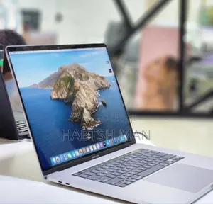 New Laptop Apple MacBook Pro 2019 32GB Intel Core I9 SSD 1T