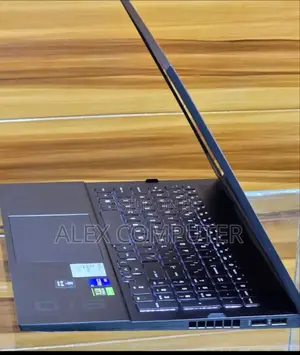 New Laptop HP Omen 16 16GB Intel Core I7 SSD 512GB