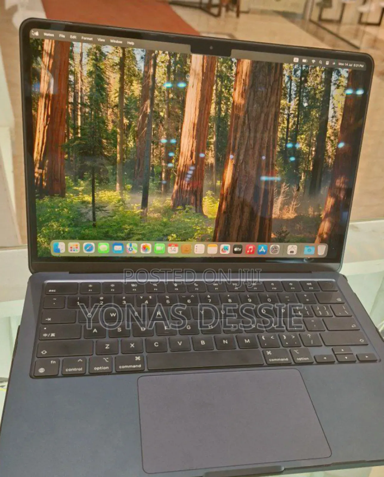 New Laptop Apple MacBook Air 2022 M2 8GB Intel Core I7 SSD 256GB