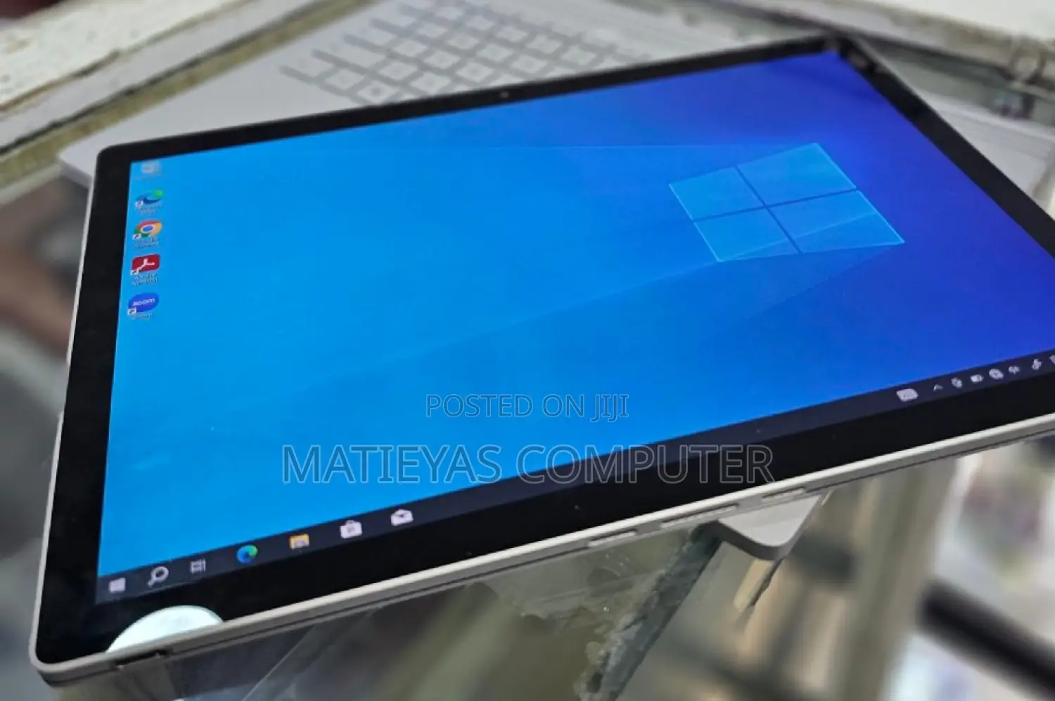 New Laptop Microsoft Surface Book 3 16GB Intel Core I7 SSD 256GB