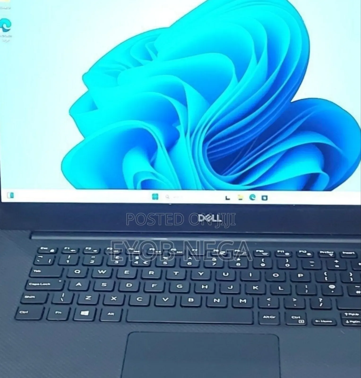 New Laptop Dell Precision 15 3520 16GB Intel Core I7 SSD 512GB