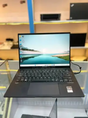 New Laptop Asus ZenBook 13 UX331UN 16GB AMD Ryzen 5 SSD 512GB