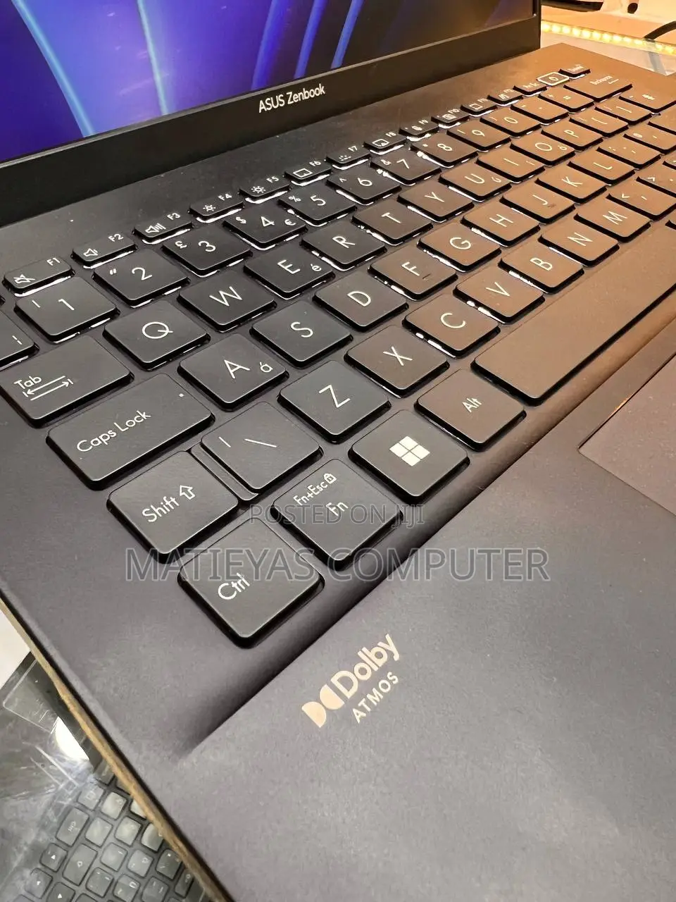 New Laptop Asus ZenBook 13 UX331UN 16GB AMD Ryzen 5 SSD 512GB