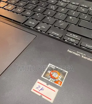 New Laptop Asus ZenBook 13 UX331UN 16GB AMD Ryzen 5 SSD 512GB