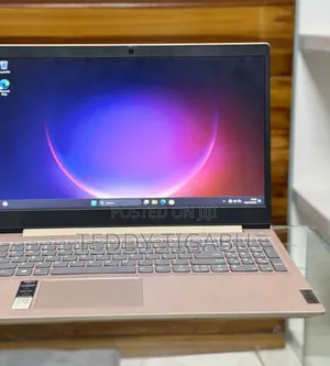 New Laptop Lenovo Ideapad 3 8GB Intel Core I3 SSD 256GB