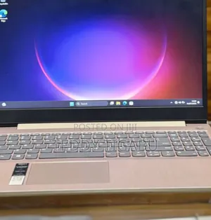 New Laptop Lenovo Ideapad 3 8GB Intel Core I3 SSD 256GB