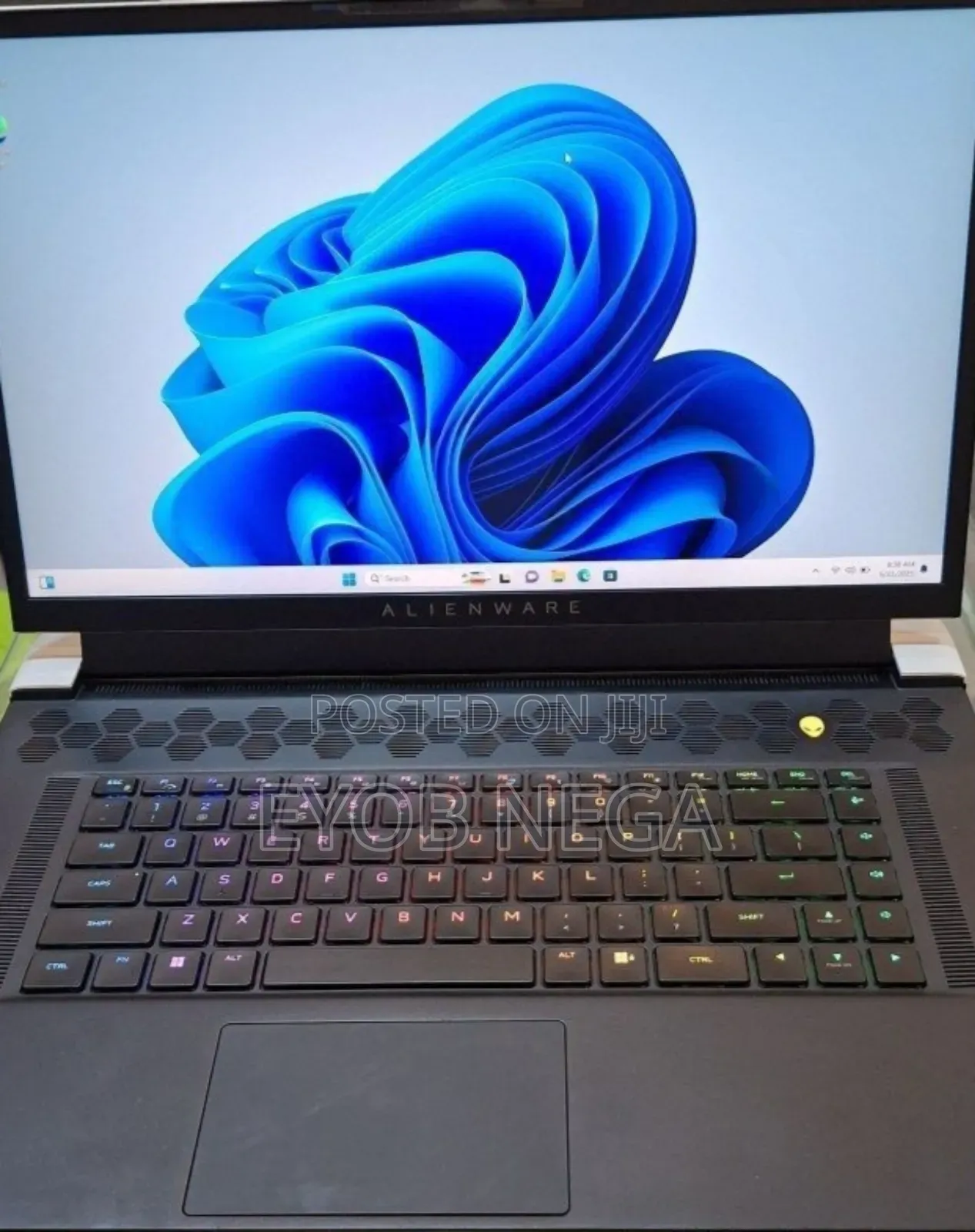 New Laptop Alienware M17x R2 32GB Intel Core I7 SSD 1T