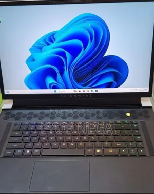 New Laptop Alienware M17x R2 32GB Intel Core I7 SSD 1T