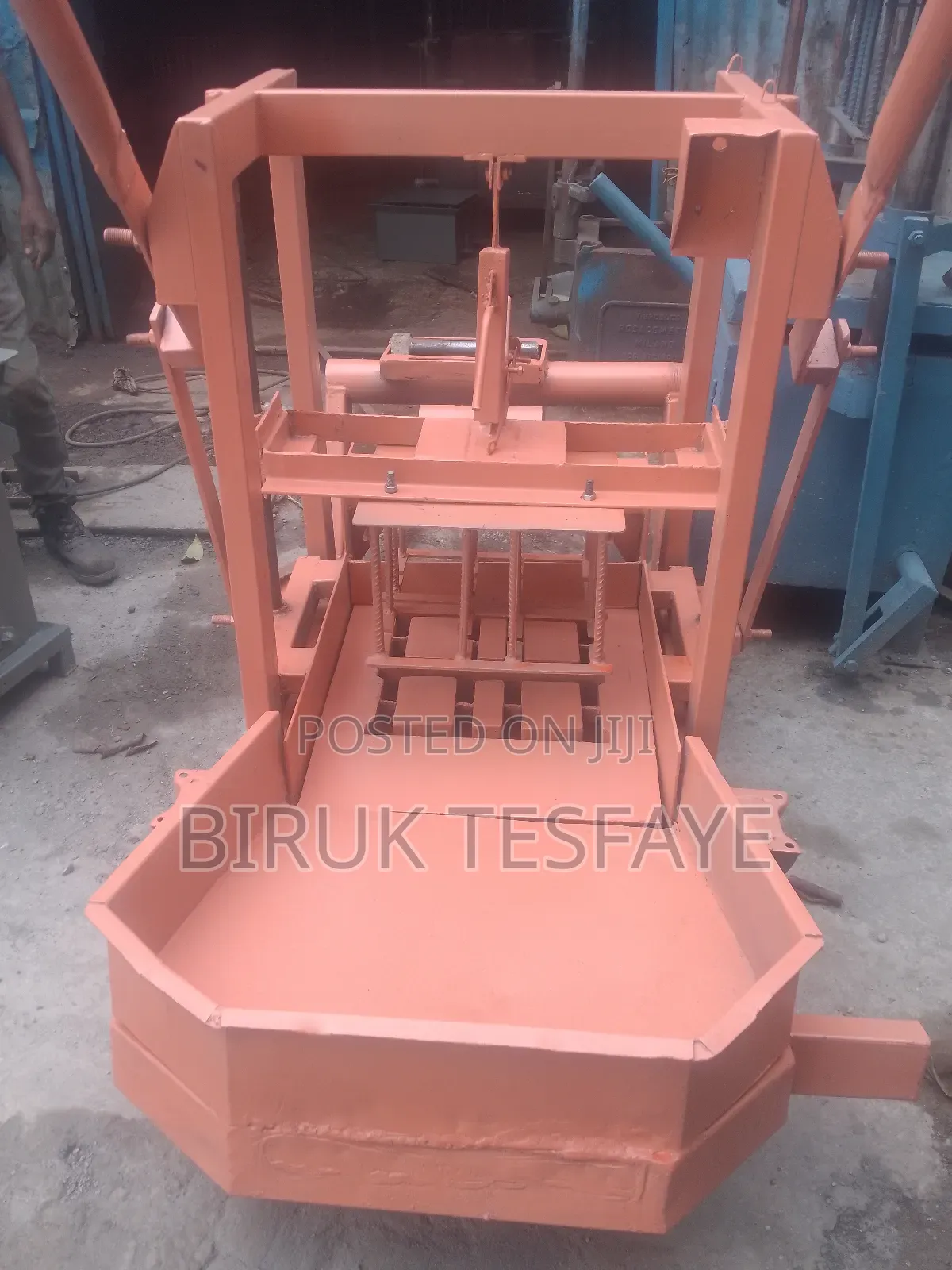 ባለ ሁለት ብሎኬት ማምረቻ ማሽን