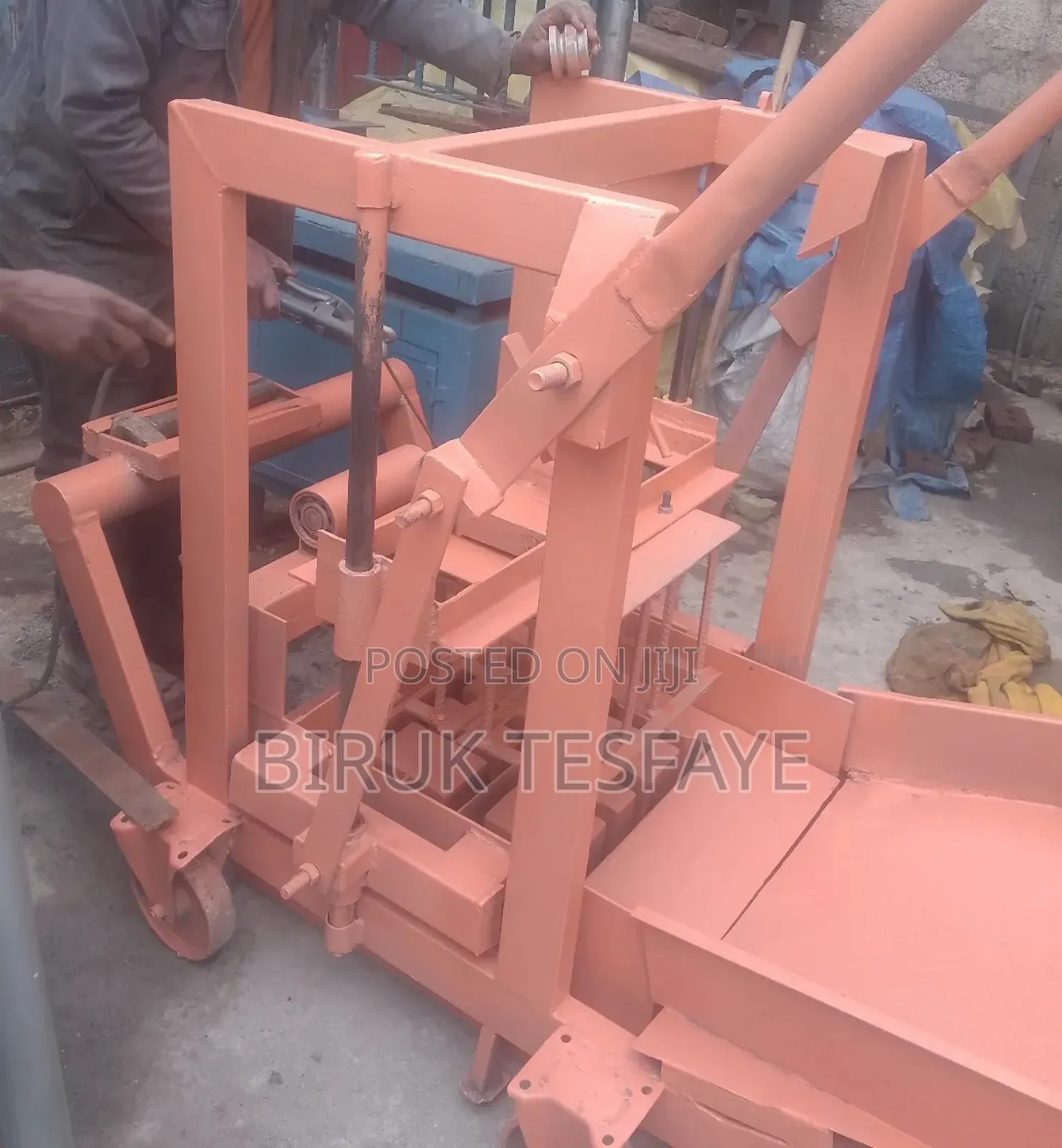 ባለ ሁለት ብሎኬት ማምረቻ ማሽን